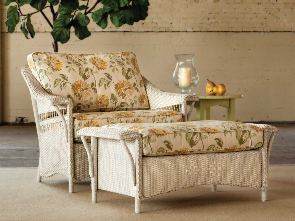 paisley patio lounge set for a colonial home from the Nantucket Collection by Lloyd Flanders