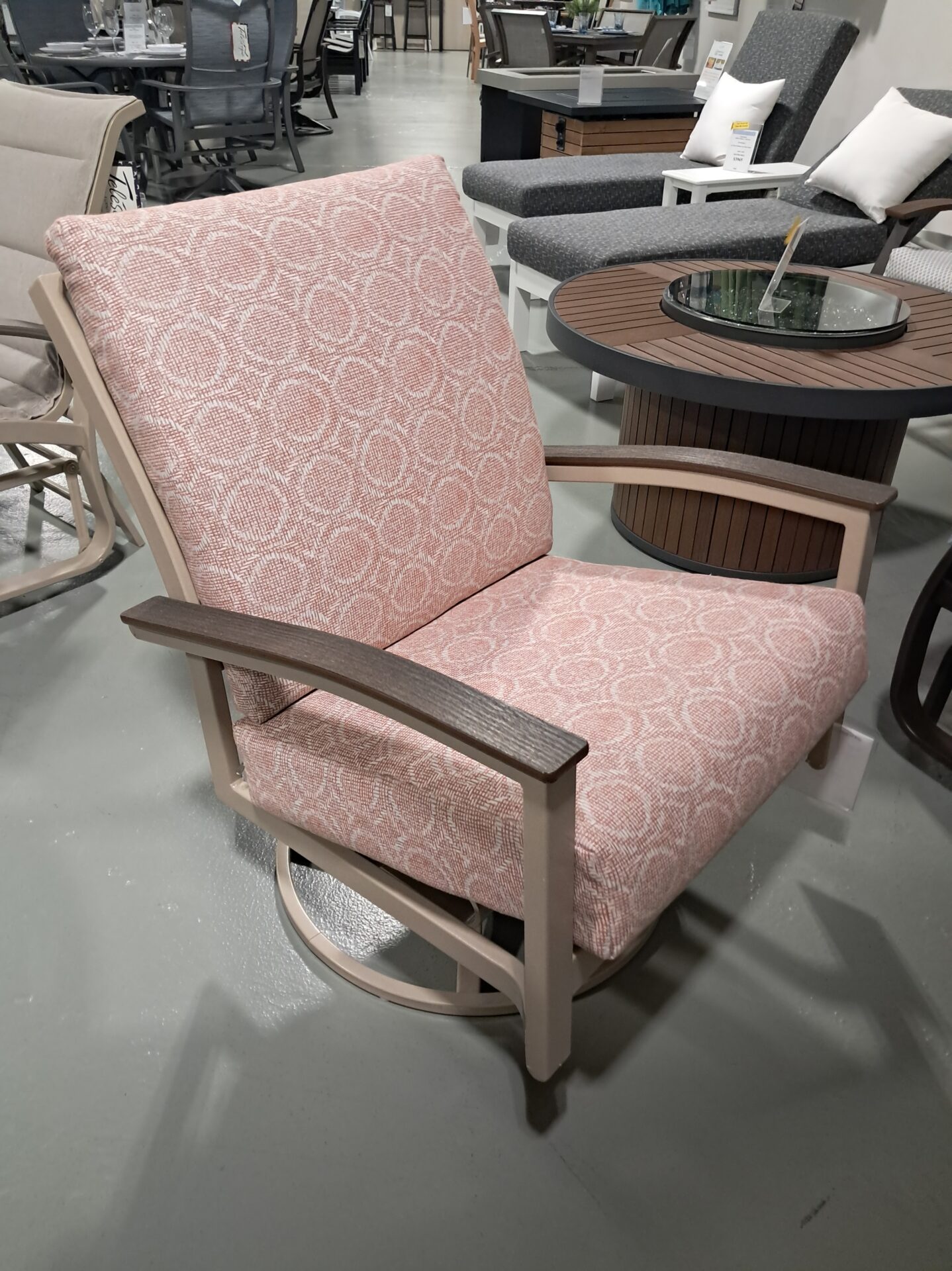 Bazza Cushion 4 Person Seating Group by Telescope Casual - Image 3