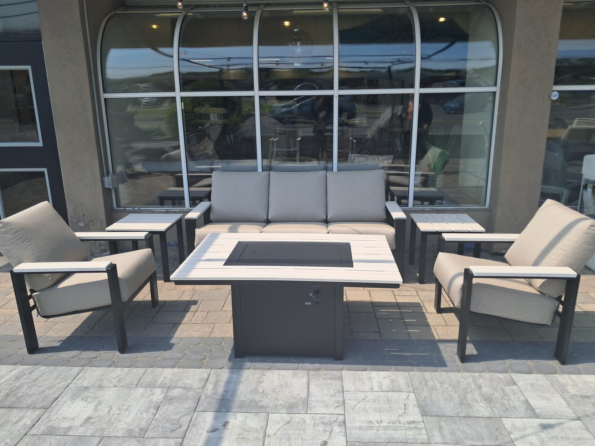 Larssen 5 Person Seating Group with Fire Table by Telescope