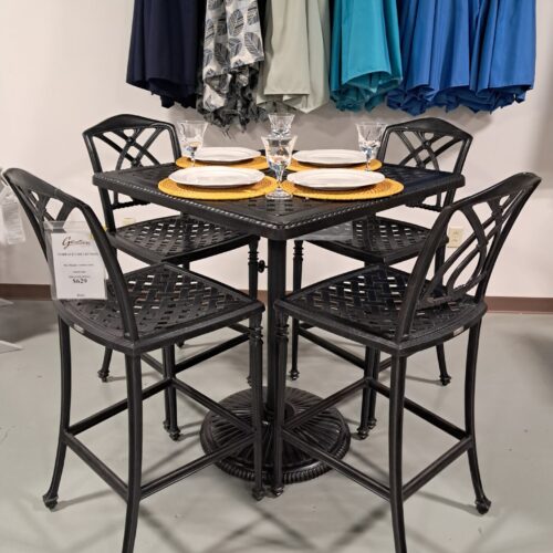 Grand Terrace 4 Person 36" Square Bar Height Table Set by Gensun