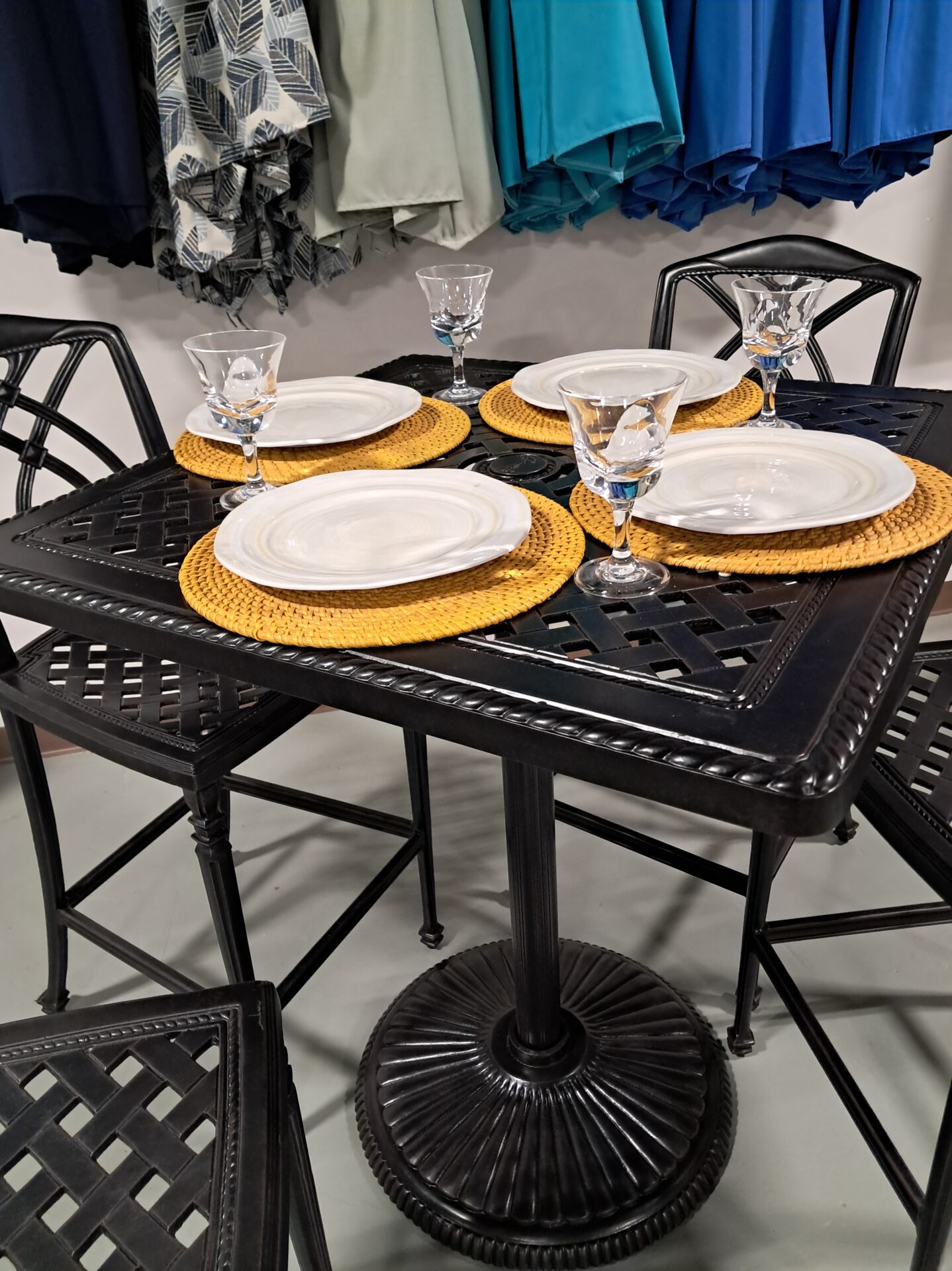 Grand Terrace 4 Person 36" Square Bar Height Table Set by Gensun - Image 4