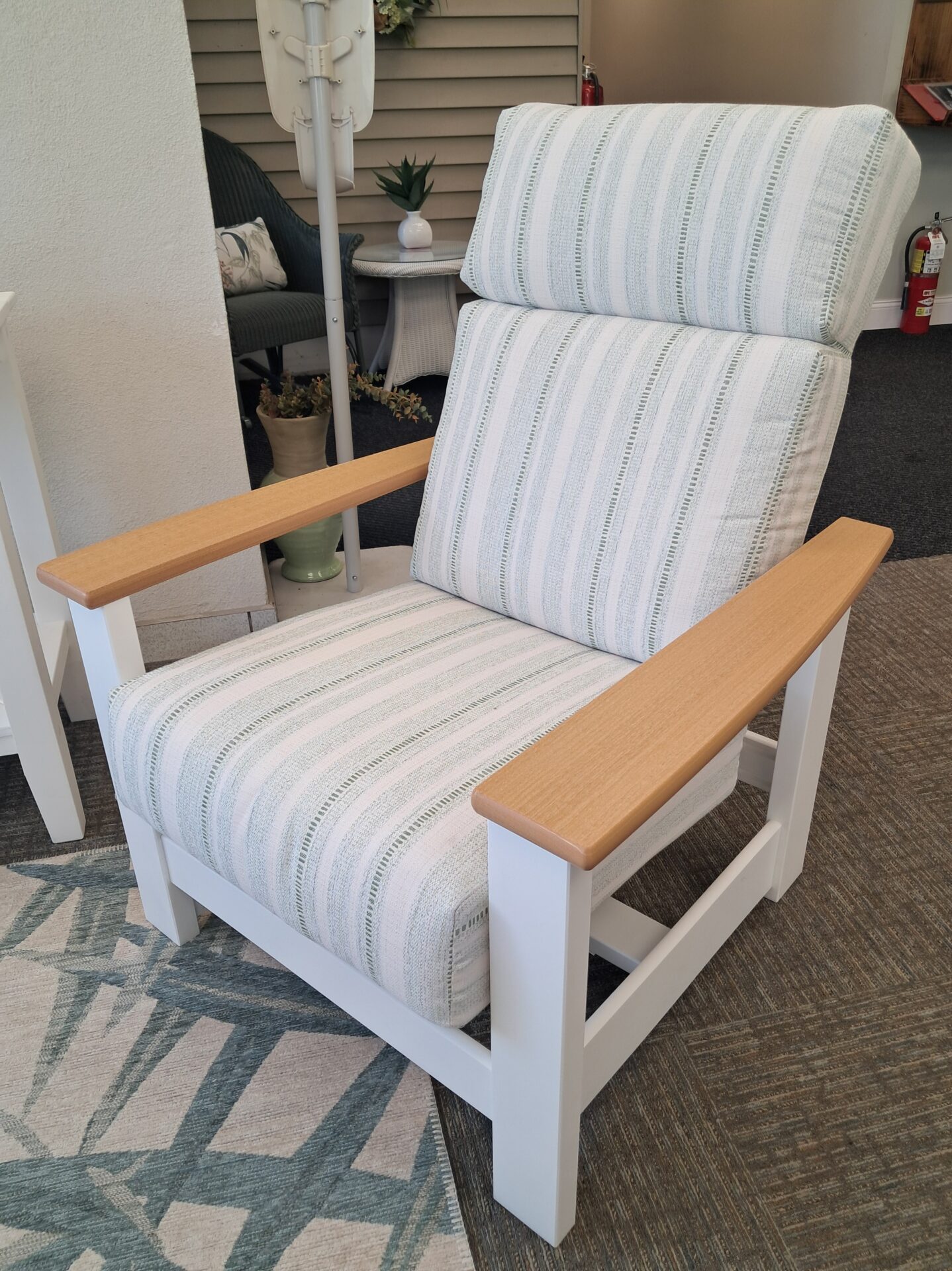Leeward 5 Person Seating Group with Cushions by Telescope Casual - Image 8