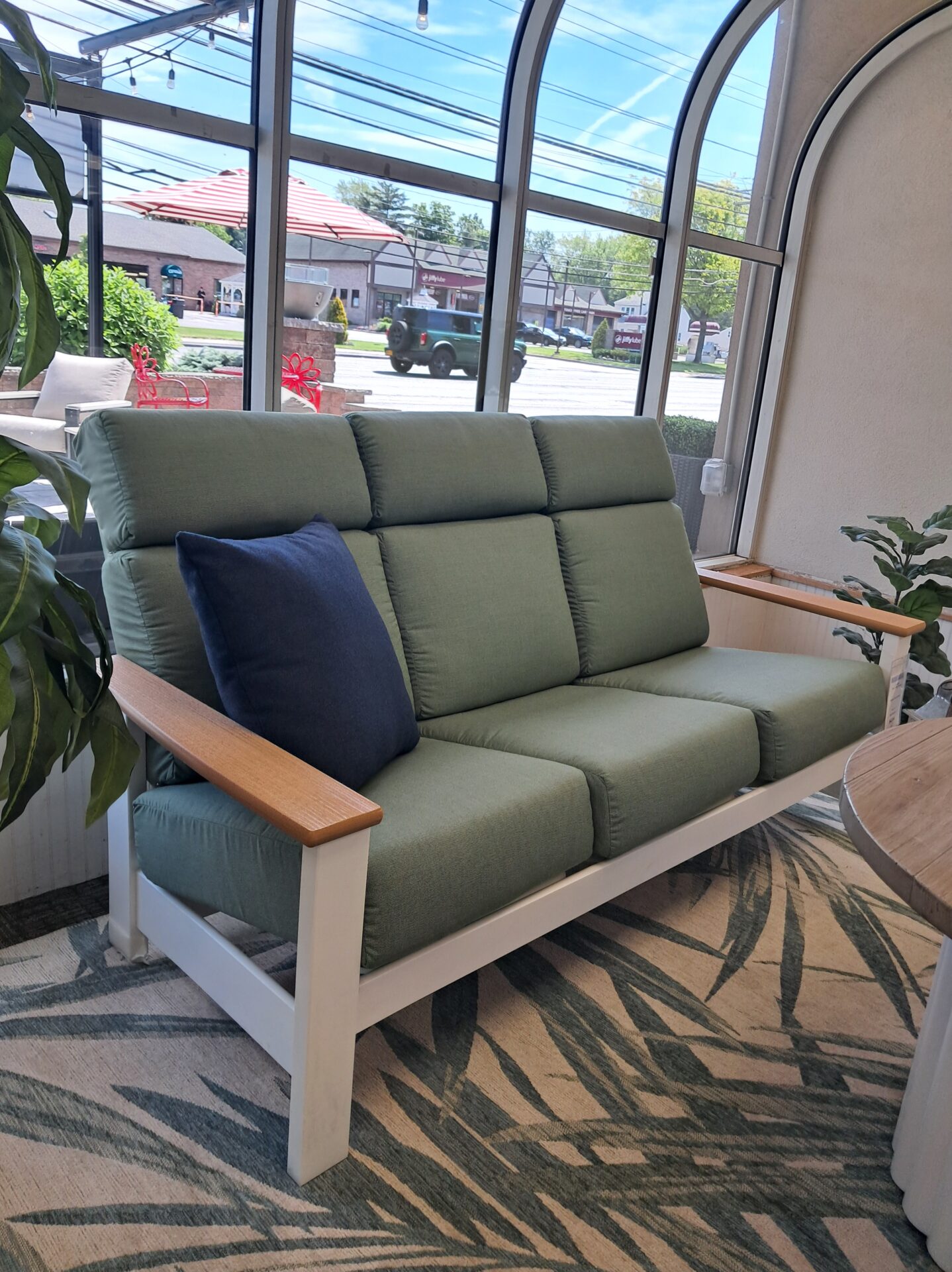 Leeward 5 Person Seating Group with Cushions by Telescope Casual - Image 6