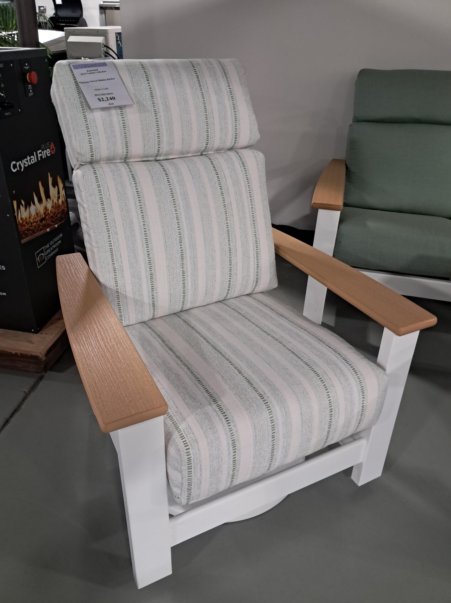 Leeward 5 Person Seating Group with Cushions by Telescope Casual - Image 5