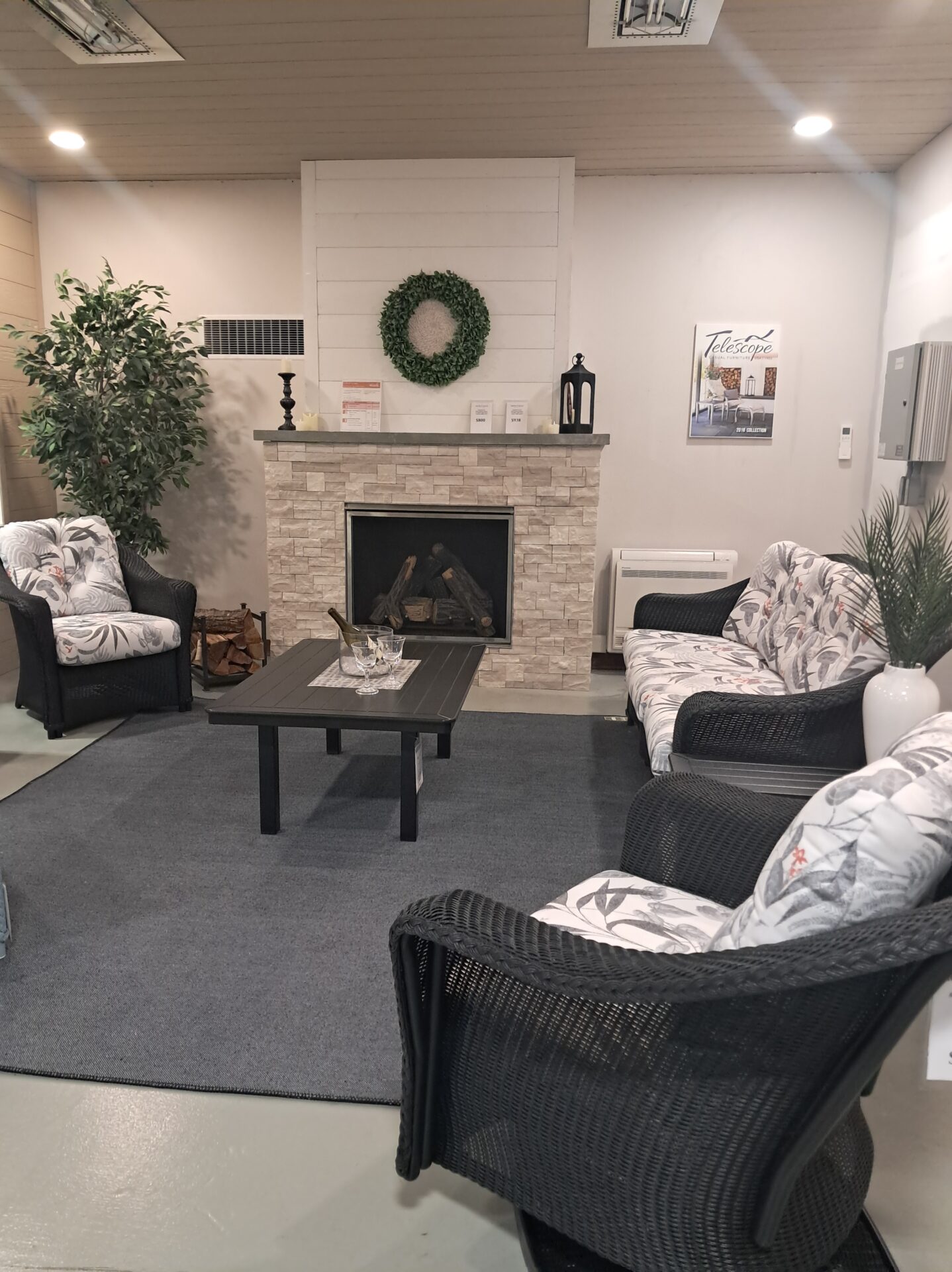 Reflections 5 Person Wicker Seating Group with Cushions by Lloyd Flanders