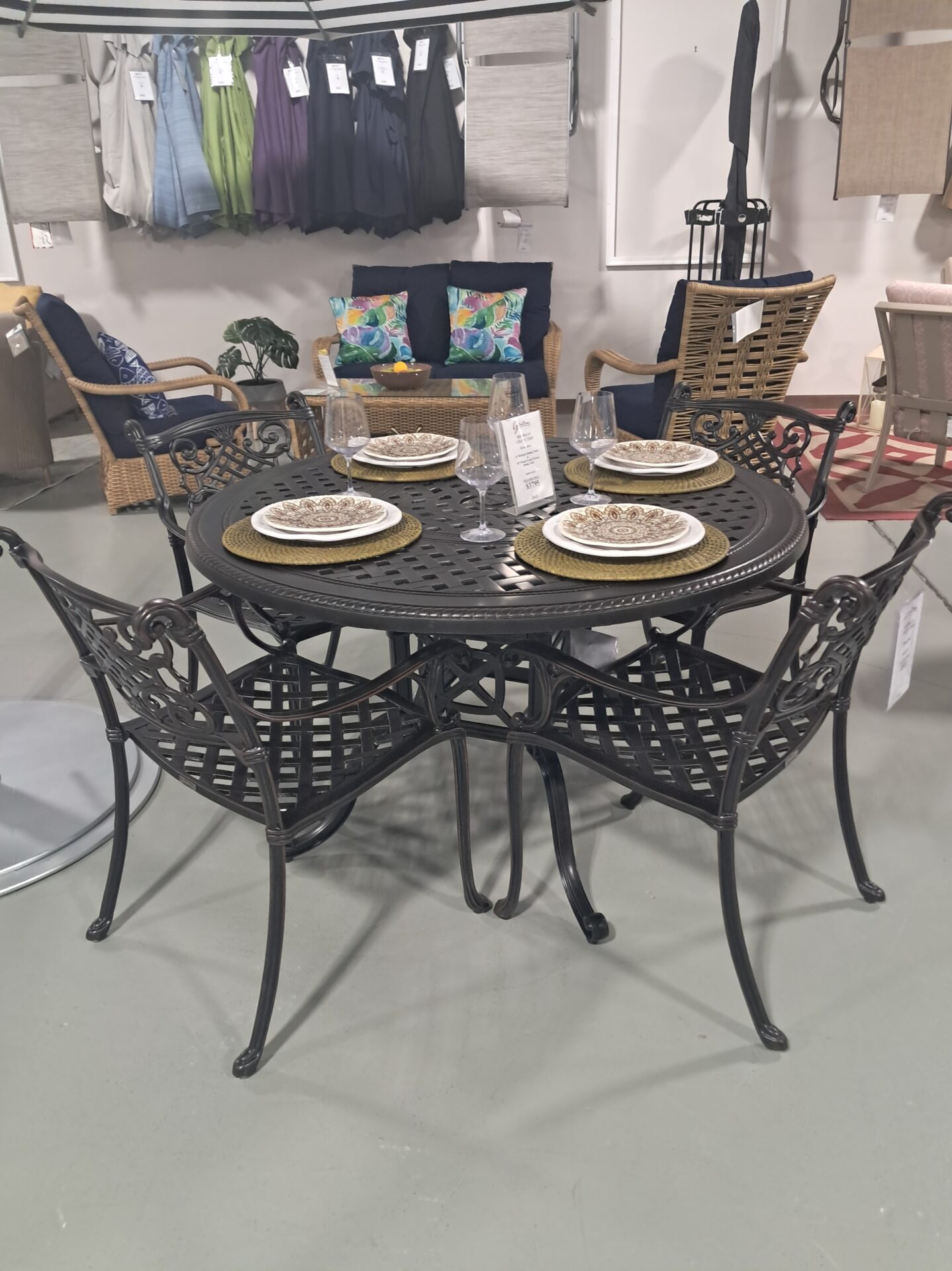 Michigan 4 Person Round Balcony Outdoor Dining Set by Gensun