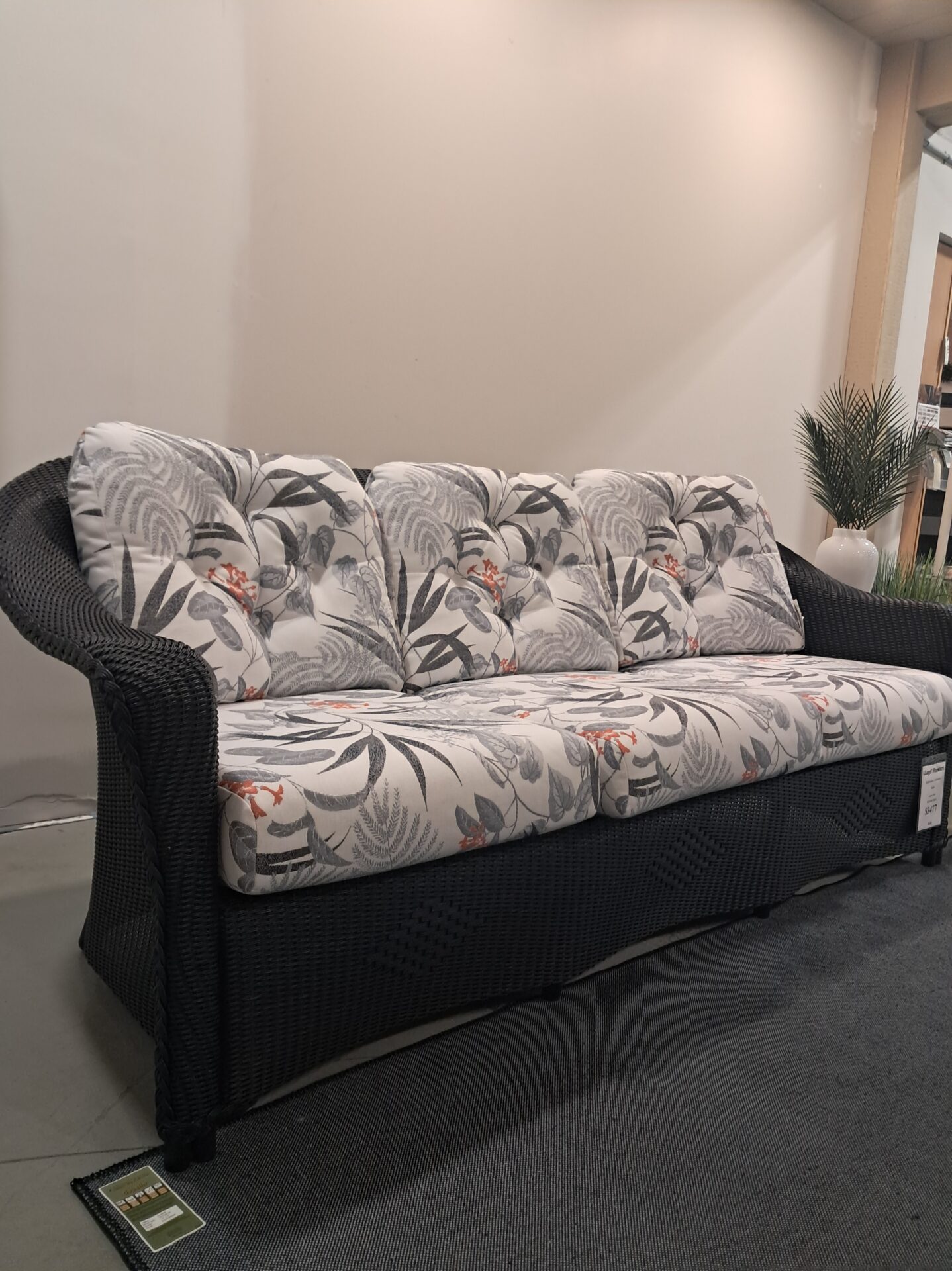 Reflections 5 Person Wicker Seating Group with Cushions by Lloyd Flanders - Image 5